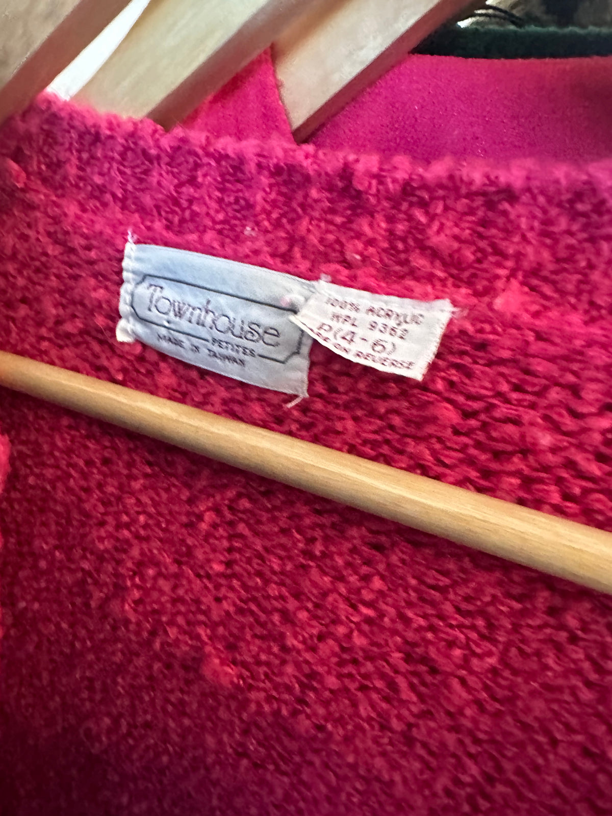 Vintage Townhouse Long Hot Pink Cardigan Sweater with Pockets