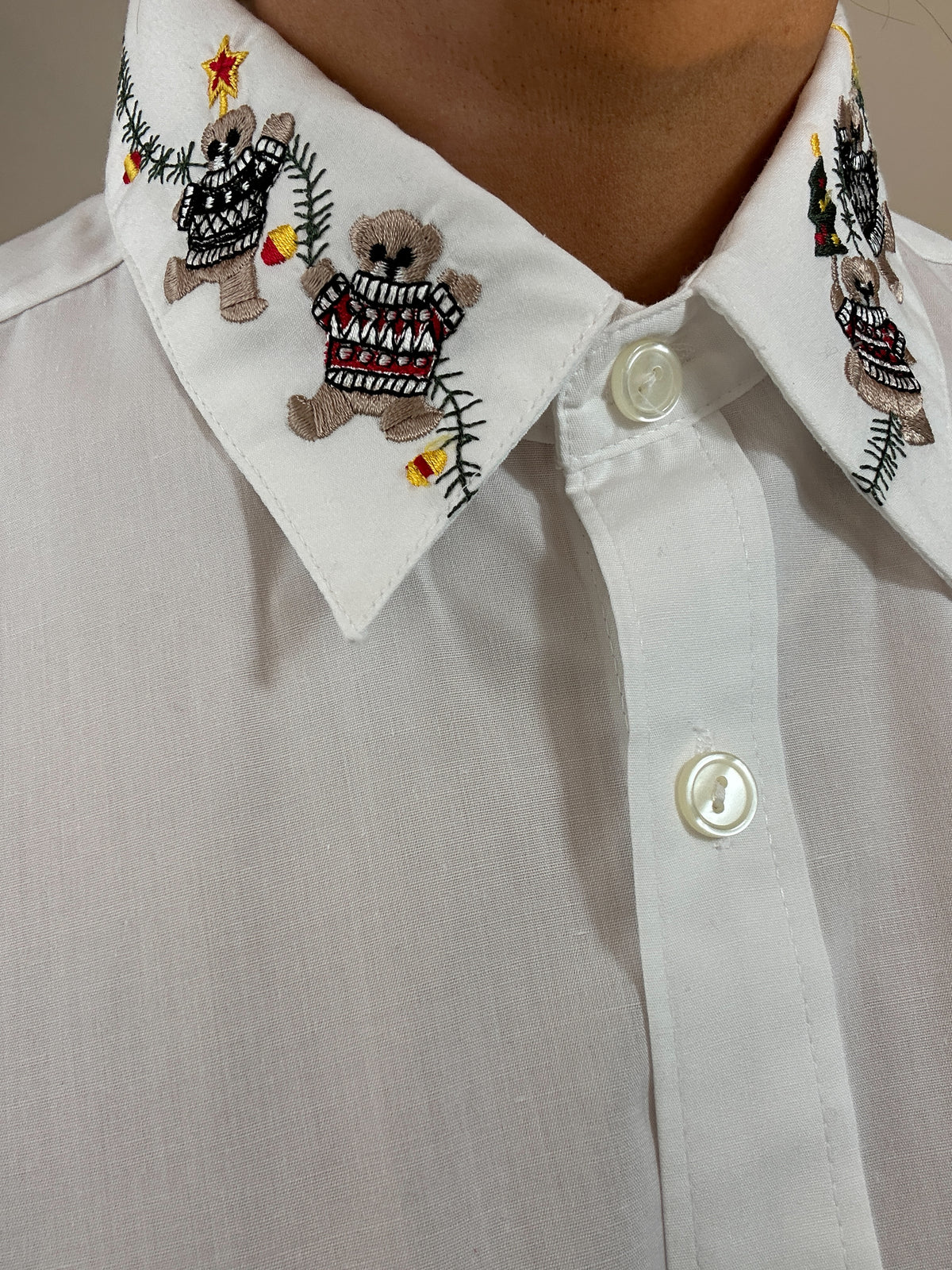Vintage Yves St. Clair Petites Teddy Bear Christmas Collar White Button Down Shirt Top